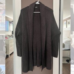 American Eagle cardigan